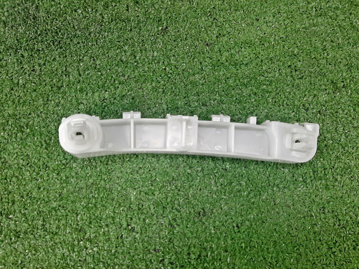 Крепление бампера левое переднее NISSAN DAYZ B21W 62221-6A00B 2 ракурс