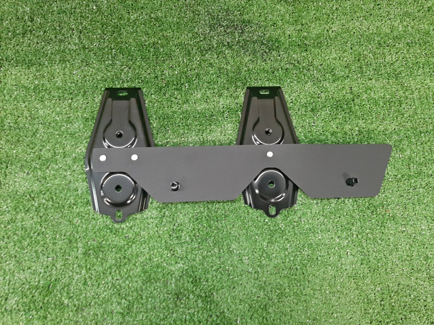 Крепление бампера правое заднее TOYOTA FJ CRUISER GSJ15 1GR-FE 52067-35021 2 ракурс