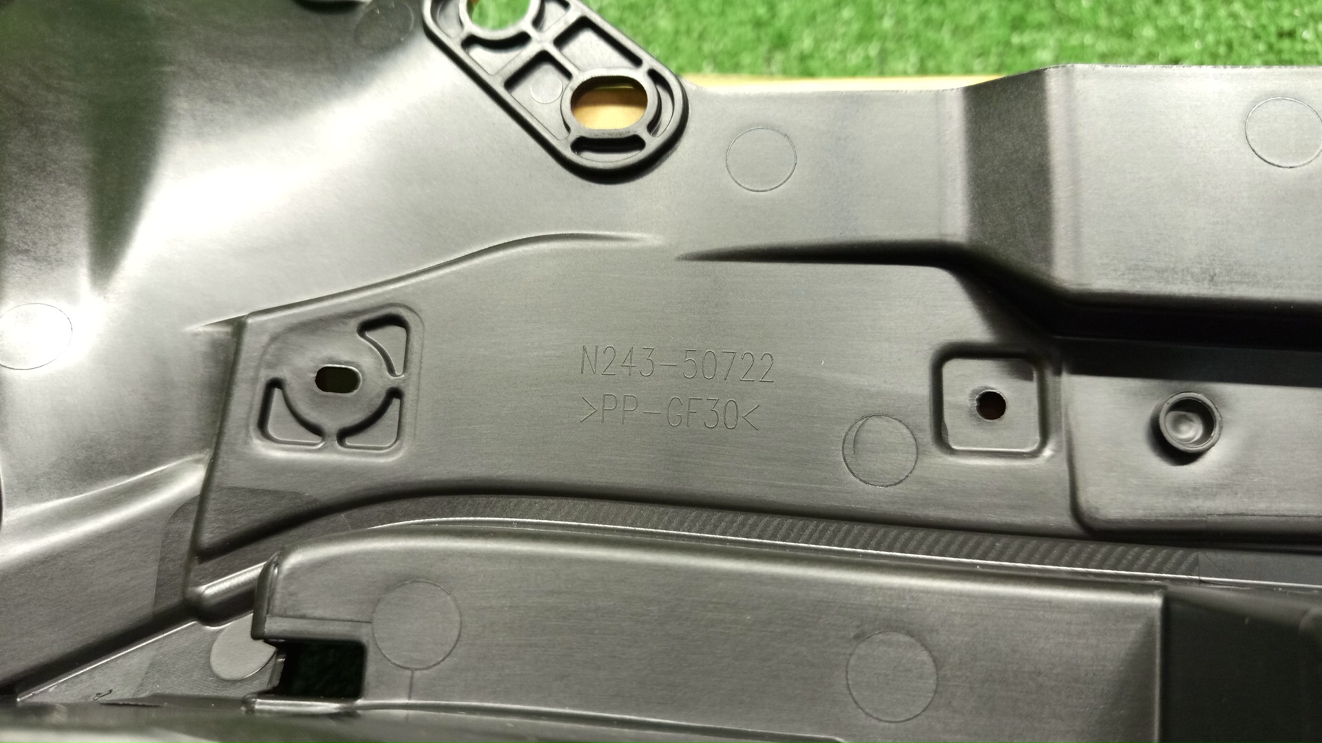 Крепление бампера переднее MAZDA ROADSTER ND5RC N243-50-722D 3 ракурс