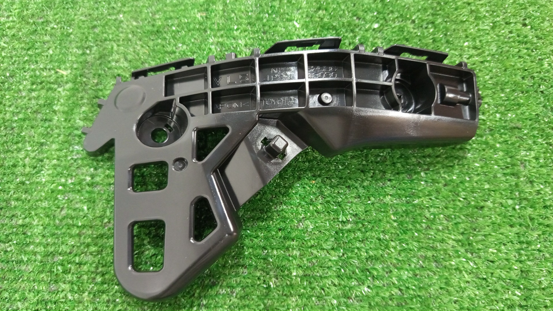 Крепление бампера левое переднее TOYOTA HARRIER ZSU60W 52536-48030 1 ракурс