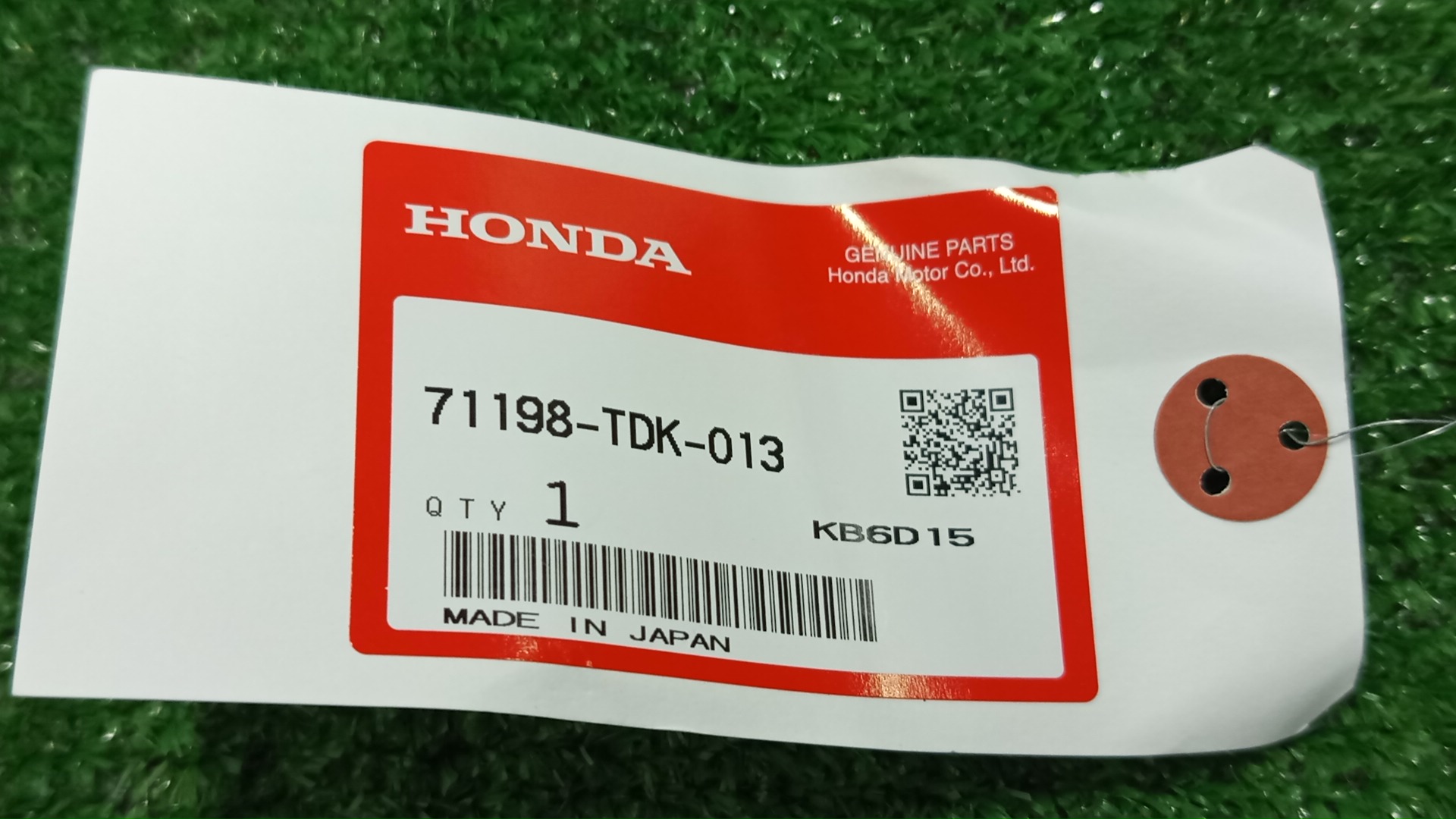 Крепление бампера левое переднее HONDA CR-V RW2 71198-TDK-013 3 ракурс
