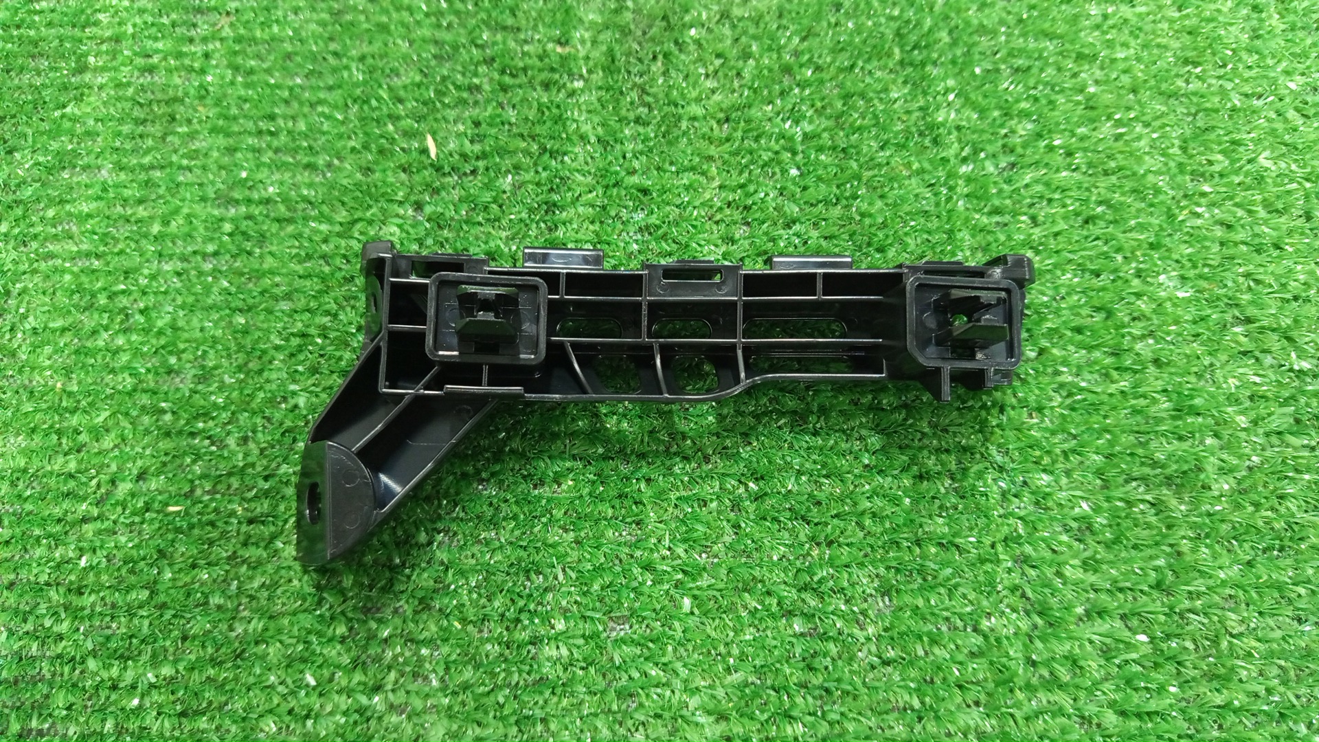 Крепление бампера левое переднее HONDA N-WGN JH1 71198-T6G-003 2 ракурс