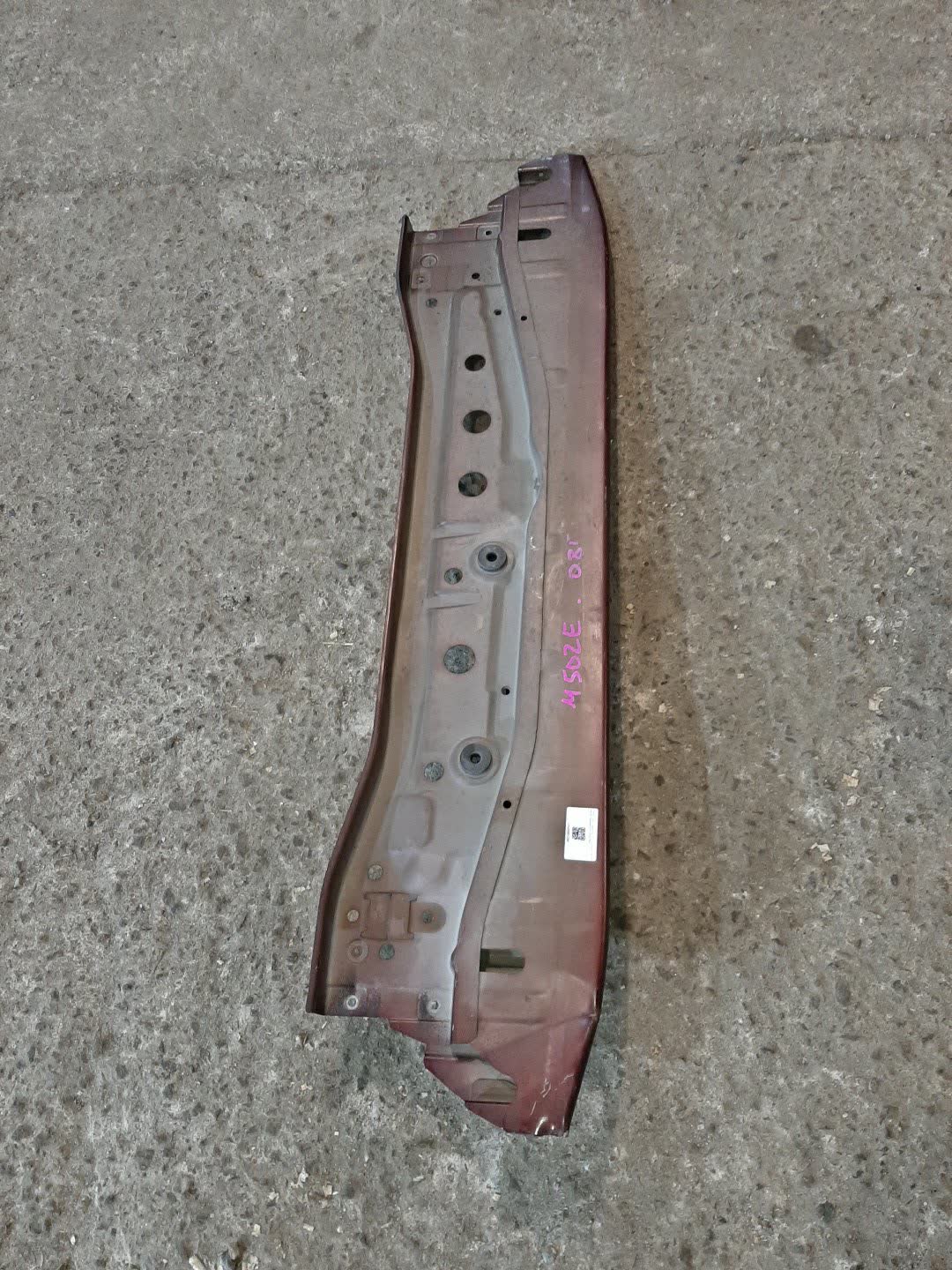 Планка телевизора передняя TOYOTA PASSO SETTE M502E 1 ракурс