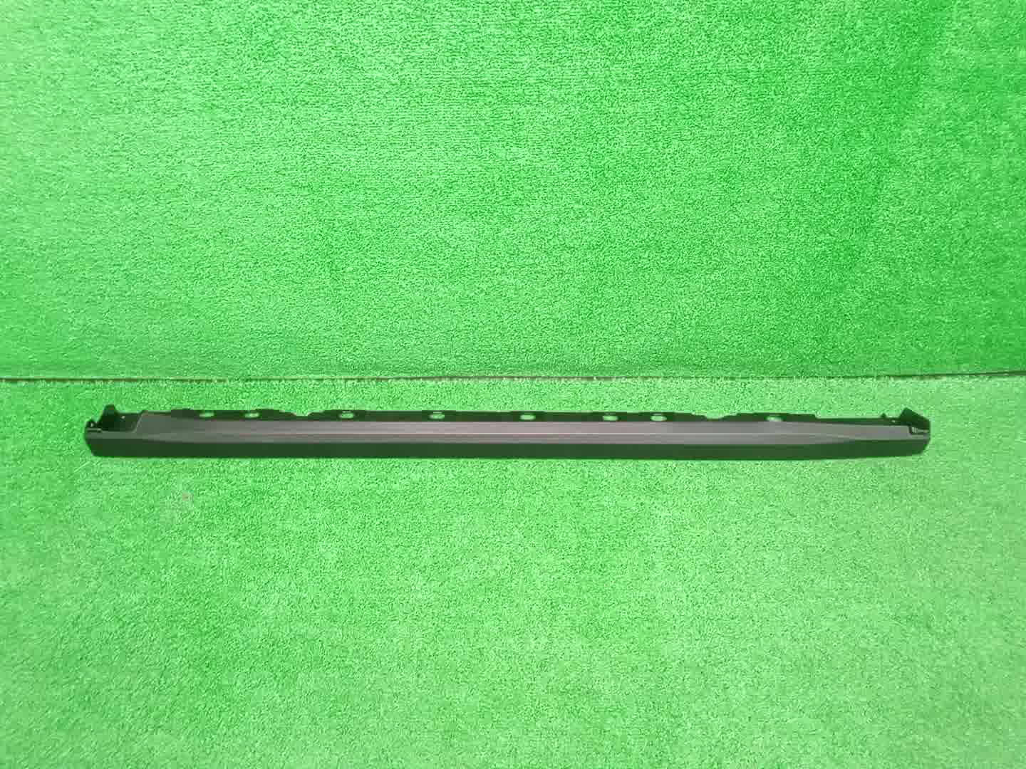 Накладка на порог левая TOYOTA RAIZE A202A 76902-B1010 1 ракурс