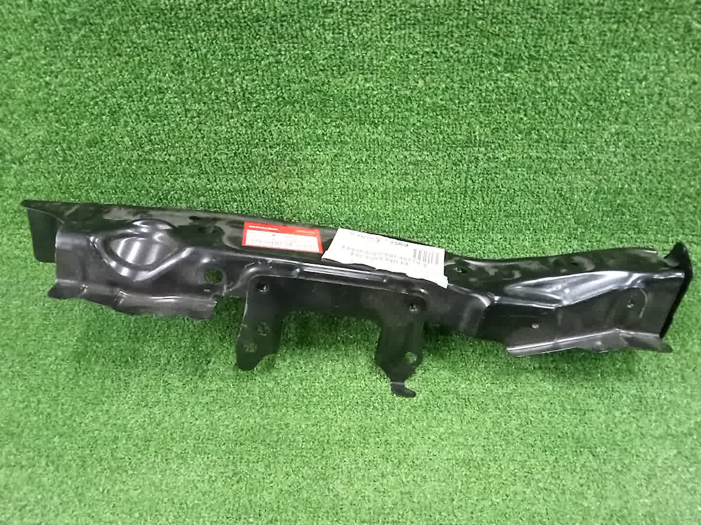 Планка телевизора левая HONDA VEZEL RV6 04611-3M0-300ZZ 1 ракурс