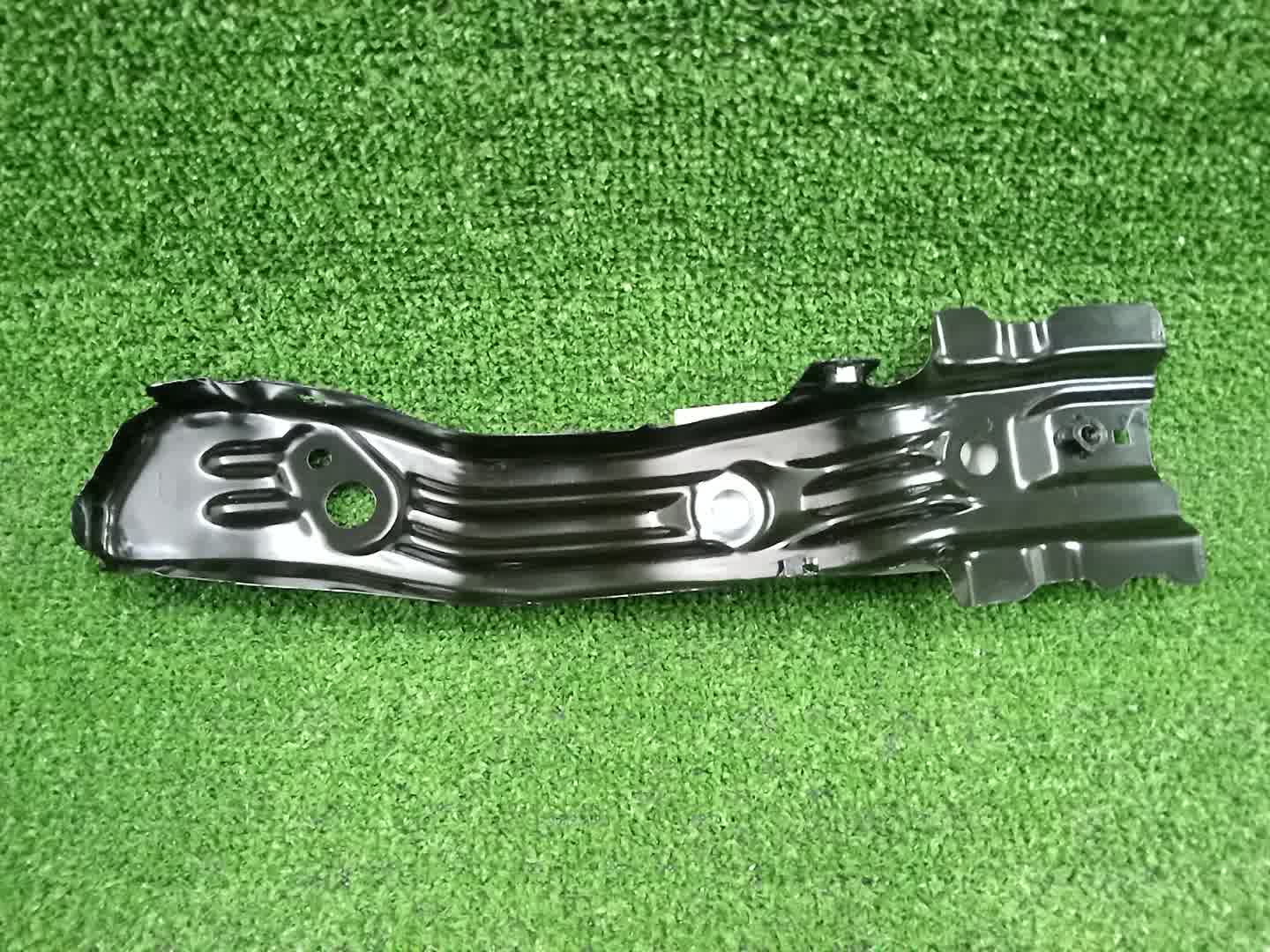 Планка телевизора правая HONDA N-BOX JF3 60435-TTA-300ZZ 2 ракурс