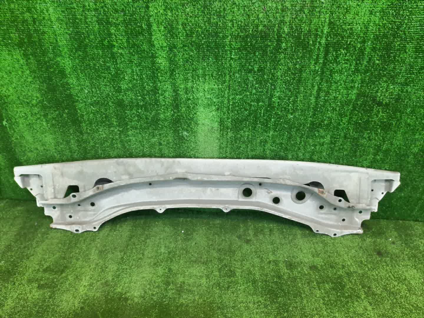 Планка телевизора TOYOTA TANK M900A 2 ракурс