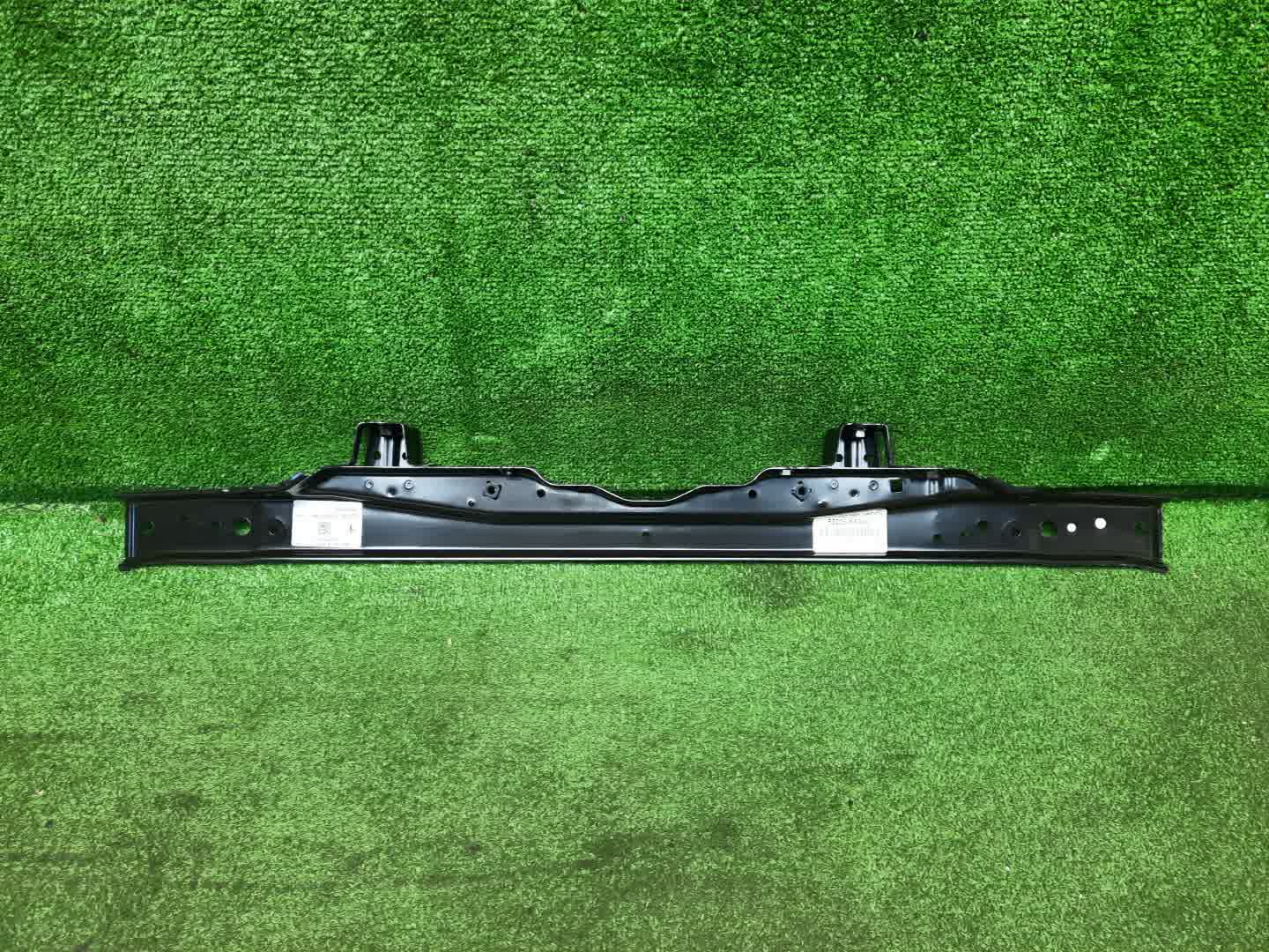 Планка телевизора TOYOTA HILUX GUN125 53205-KK040 2 ракурс