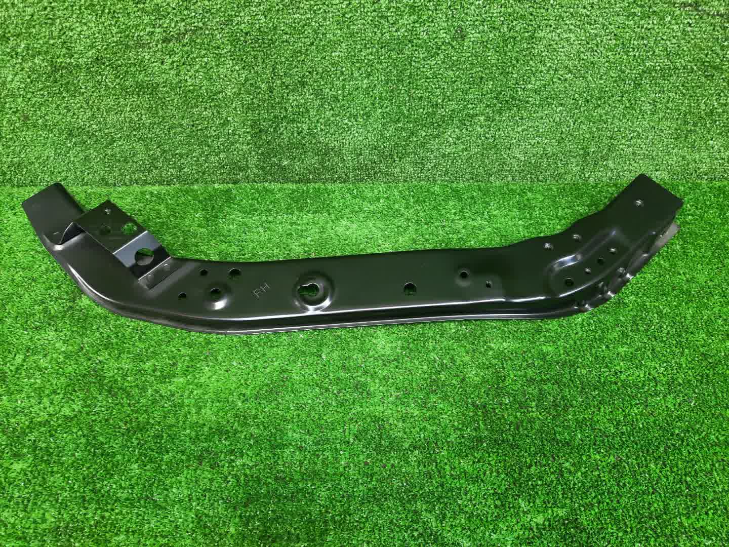 Планка телевизора правая MITSUBISHI L200 5256B824 1 ракурс Планка телевизора правая MITSUBISHI L200 5256B824 1 ракурс