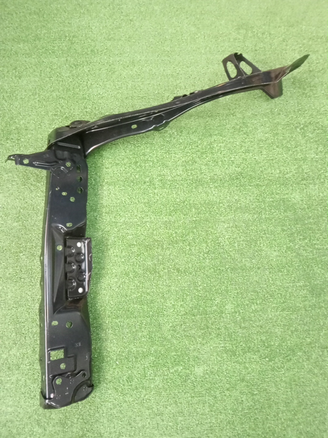 Планка телевизора левая передняя TOYOTA CROWN AZSH36W 53203-30909 1 ракурс