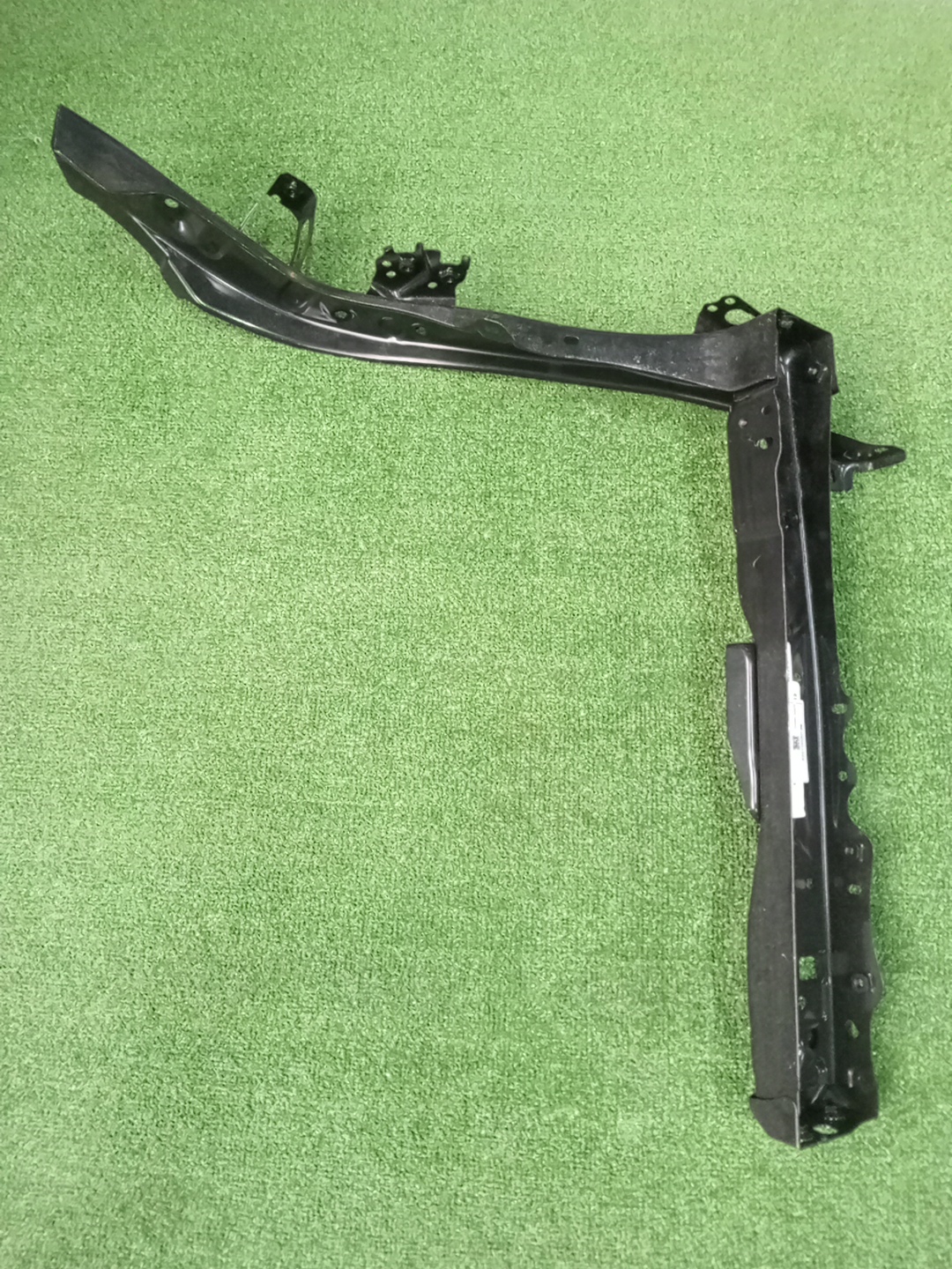 Планка телевизора левая передняя TOYOTA CROWN AZSH36W 53203-30909 2 ракурс