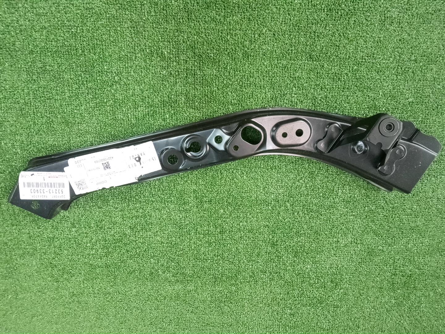Планка телевизора правая LEXUS ES300H AXZH10 53213-33903 1 ракурс