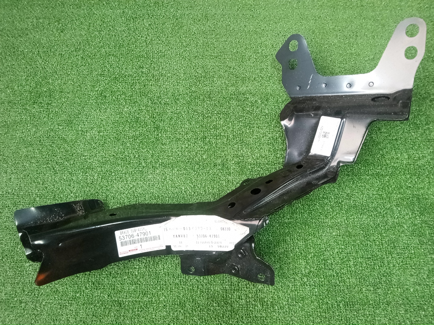 Планка телевизора левая LEXUS UX250H MZAH10 53706-47901 1 ракурс
