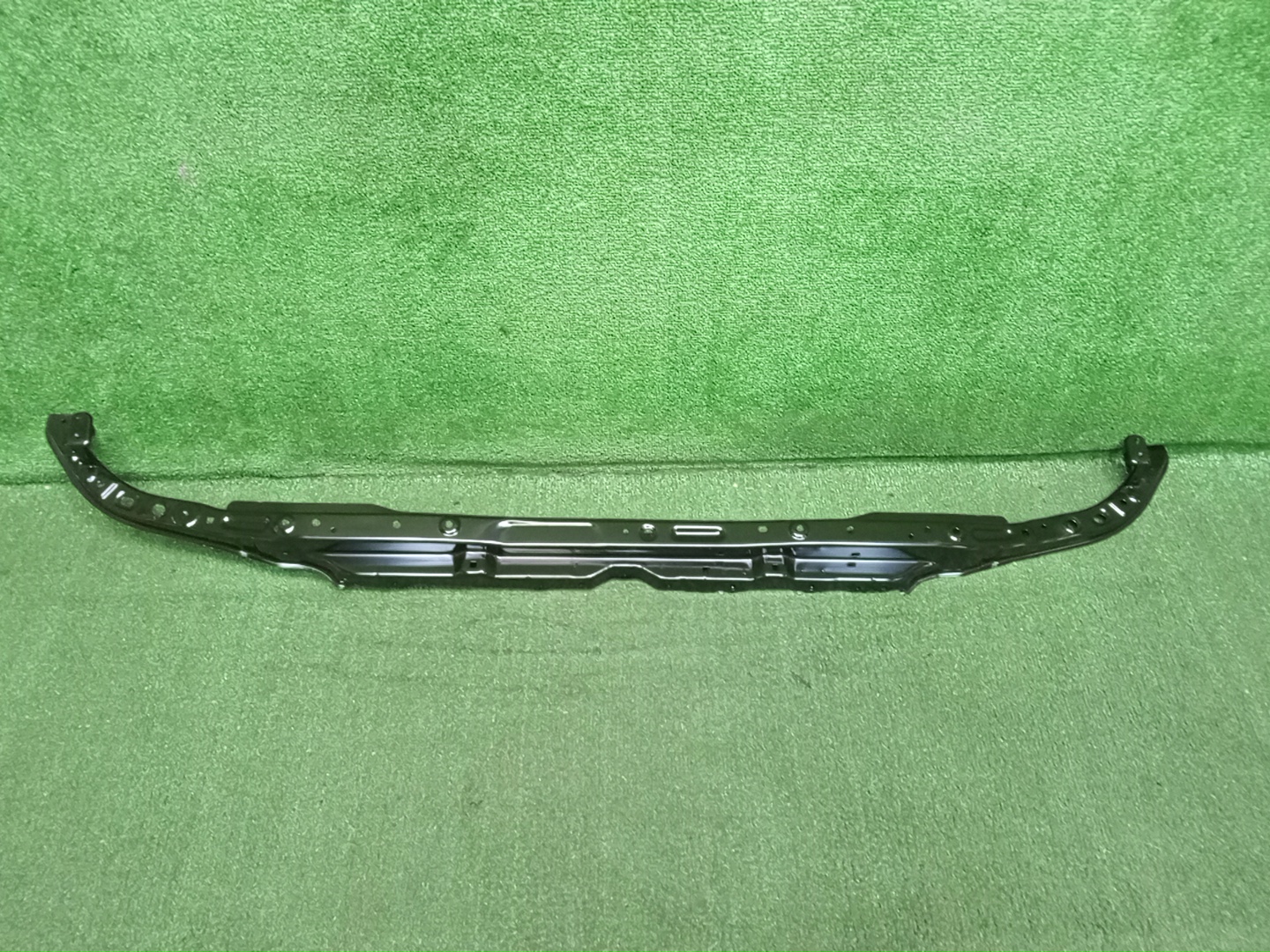 Планка телевизора передняя TOYOTA TACOMA GRN305L 53205-04020 1 ракурс