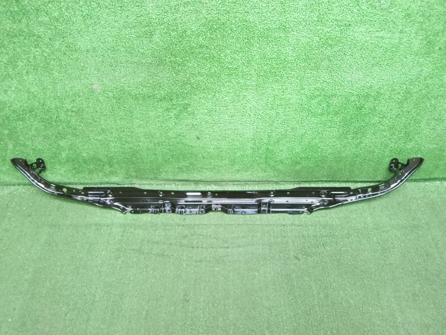 Планка телевизора передняя TOYOTA TACOMA GRN305L 53205-04020 4 ракурс