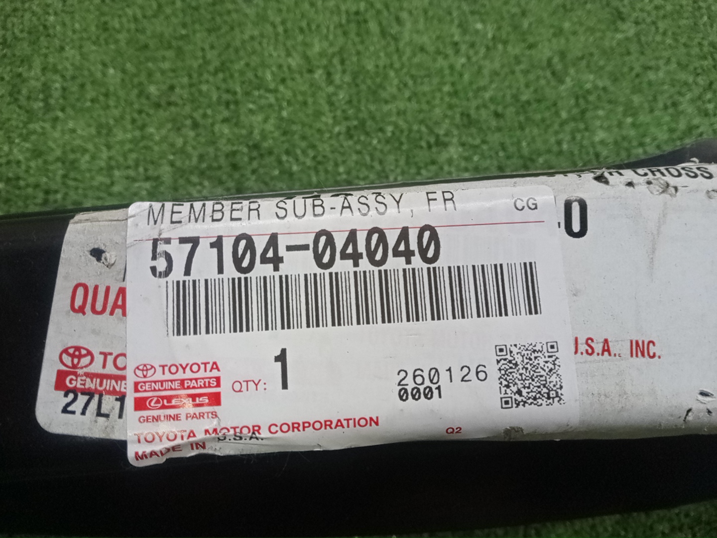 Планка телевизора передняя TOYOTA TACOMA GRN305L 57104-04040 3 ракурс