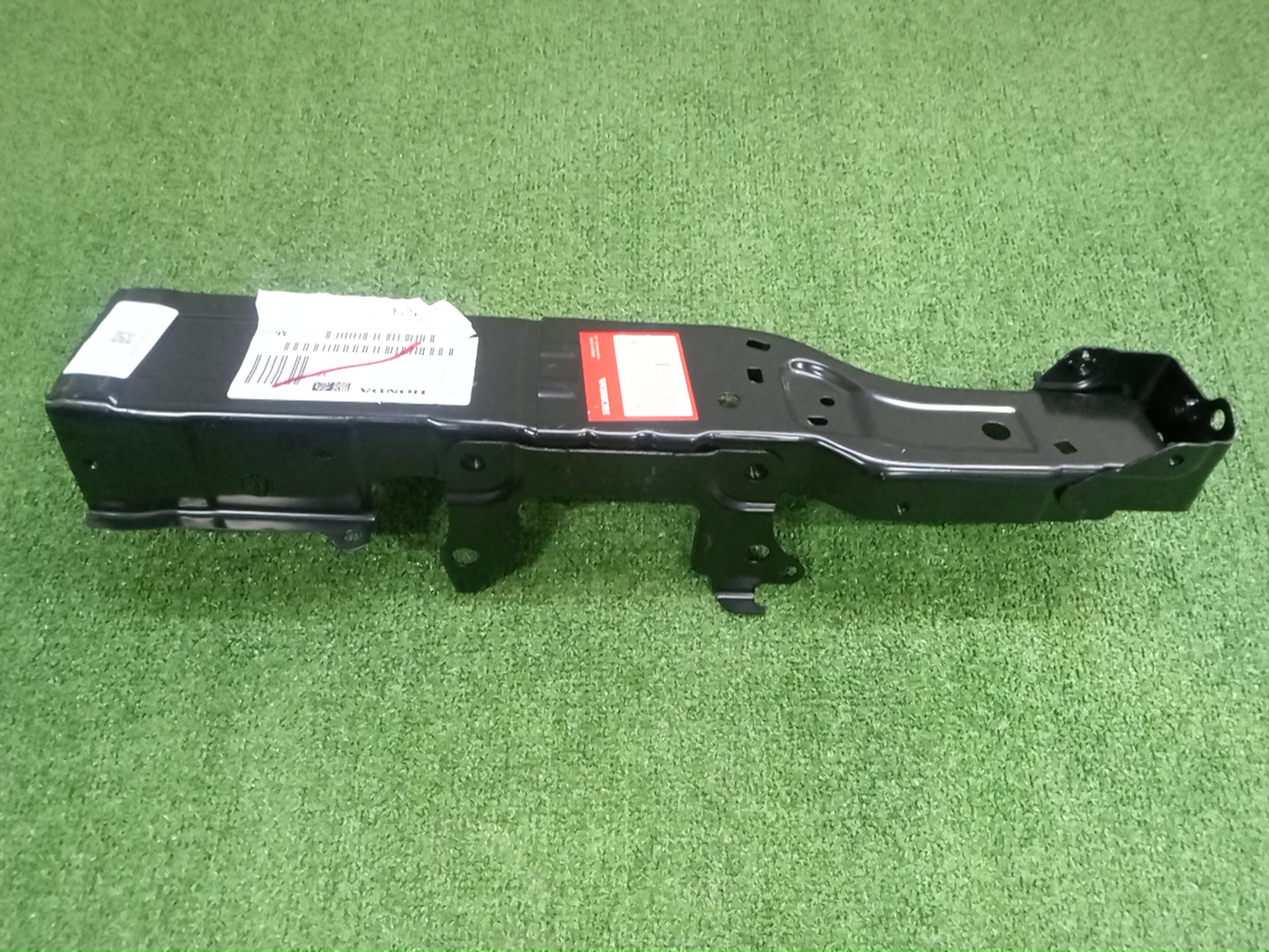 Планка телевизора левая передняя HONDA FIT GR4 04611-TZB-300ZZ 2 ракурс