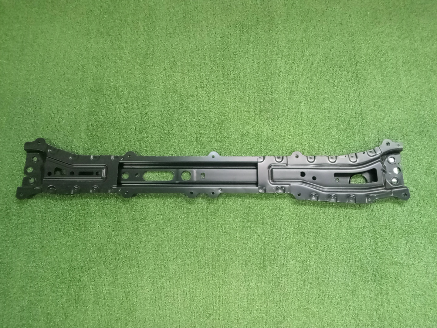 Планка телевизора TOYOTA YARIS GXPA16 G16E-GTS 53028-52110 2 ракурс