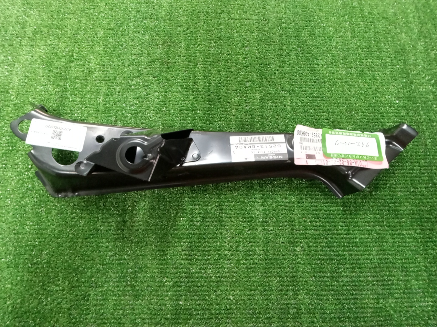 Планка телевизора правая передняя NISSAN X-TRAIL SNT33 62512-6RA0A 4 ракурс