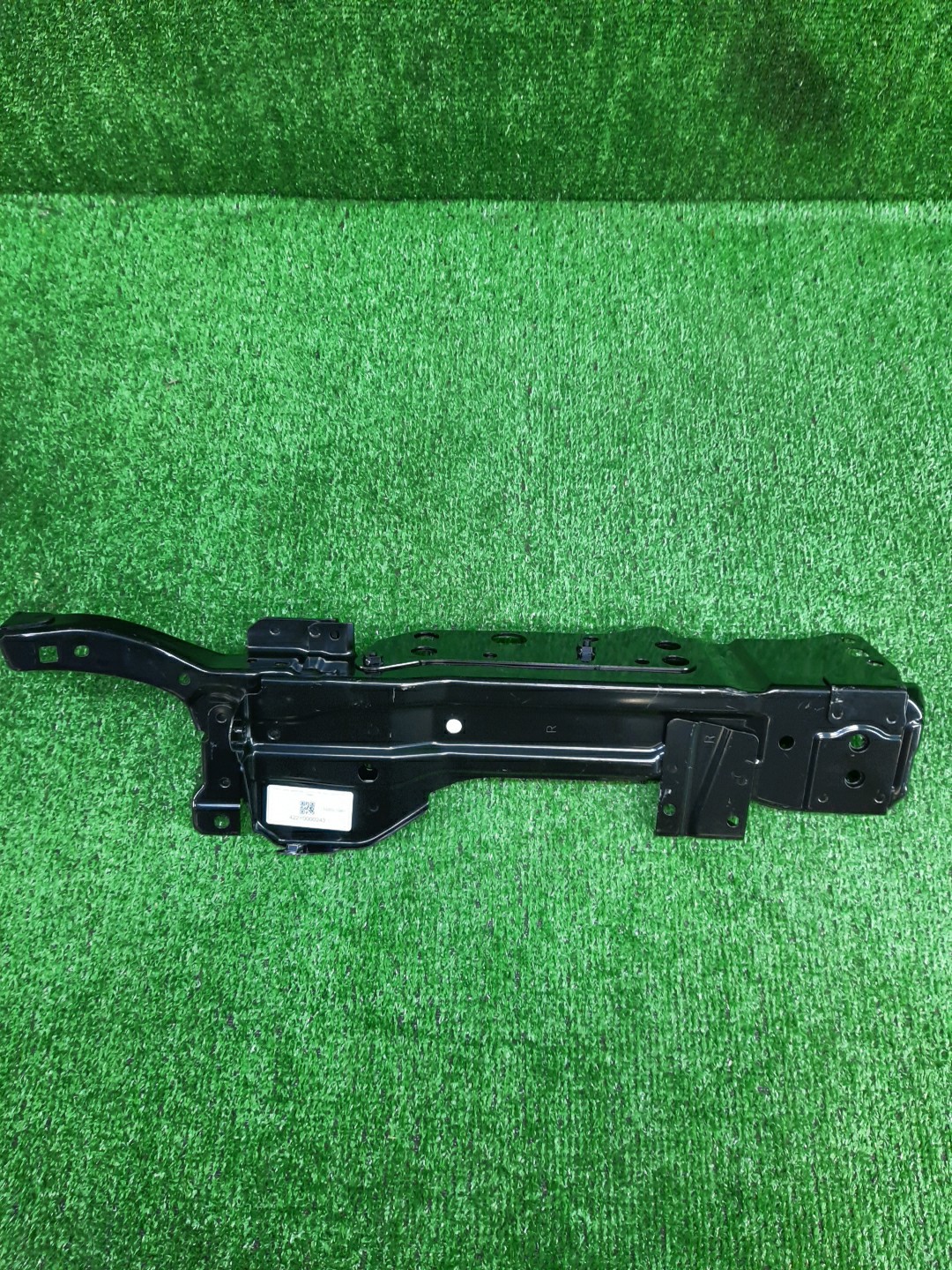 Планка телевизора правая TOYOTA C-HR NGX10 53202-10901 1 ракурс
