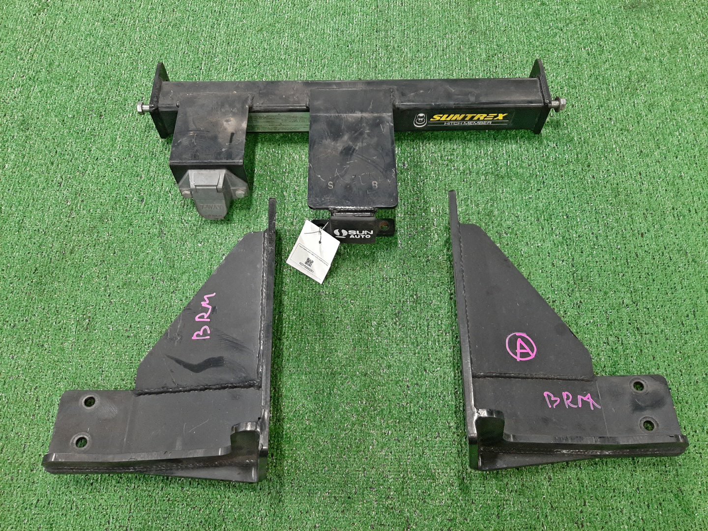 Фаркоп SUBARU LEGACY BRM 4025 1 ракурс Фаркоп SUBARU LEGACY BRM 4025 1 ракурс