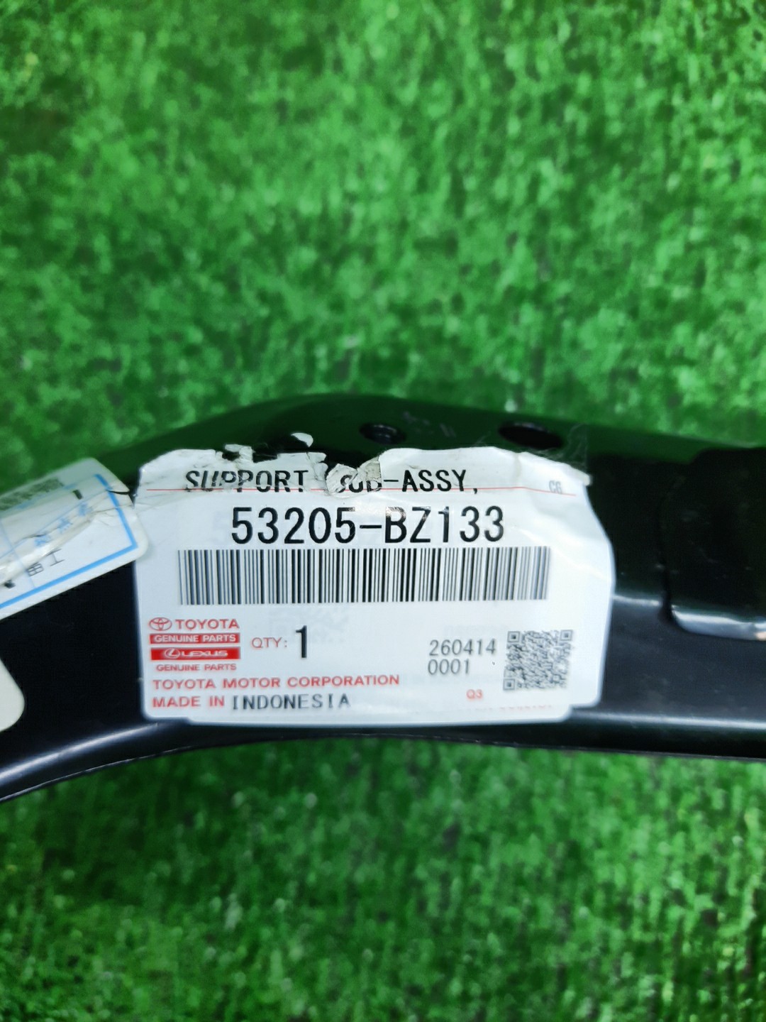 Планка телевизора TOYOTA TOWN ACE S402M 53205-BZ132 3 ракурс