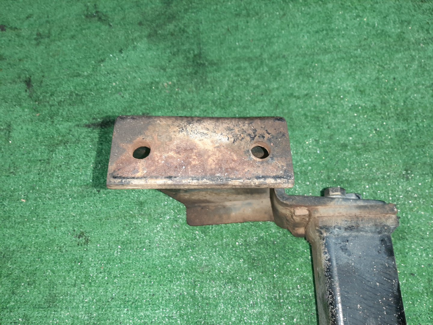 Фаркоп TOYOTA VOLTZ ZZE138 2 ракурс
