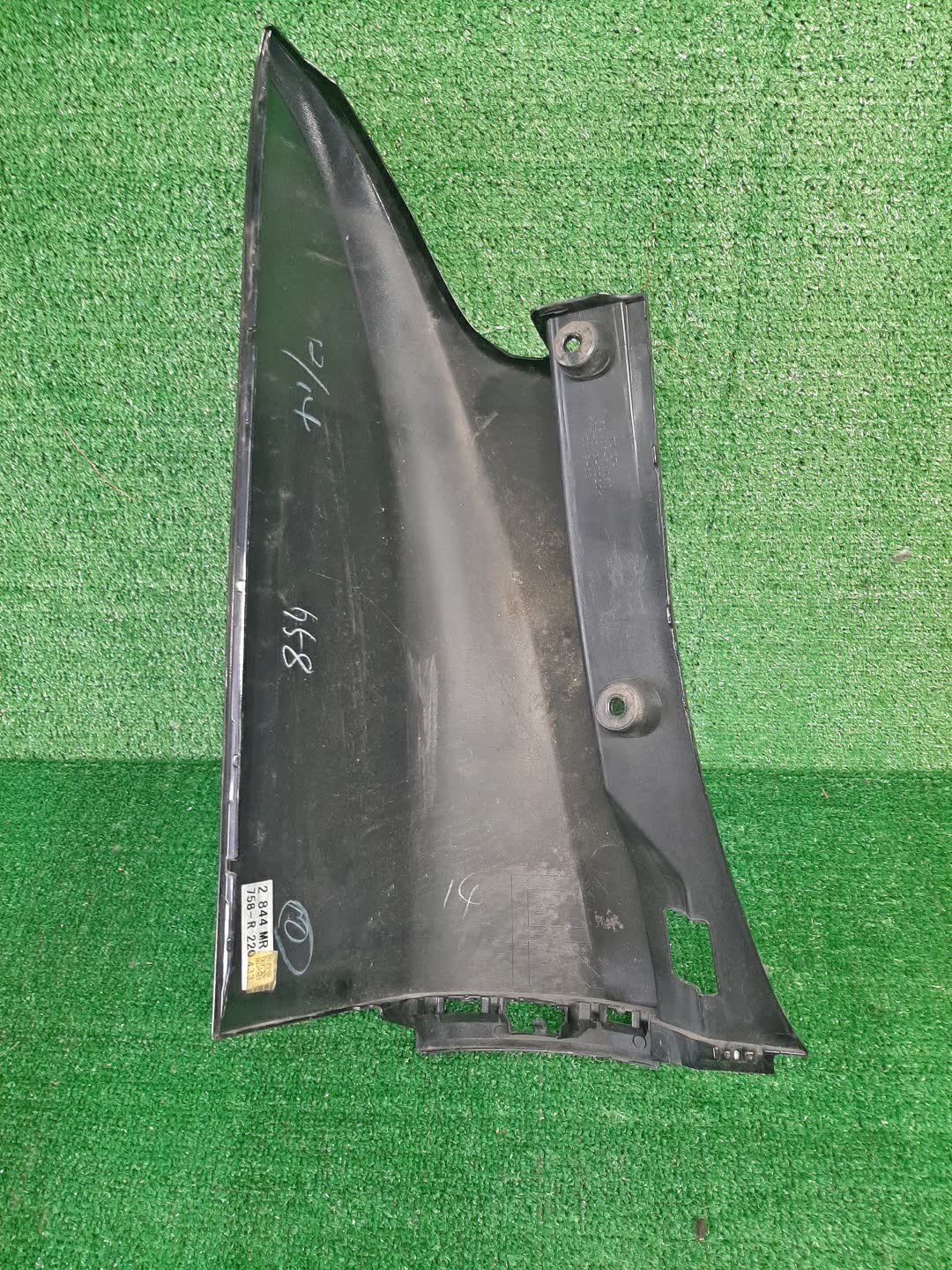 Планка под стоп правая задняя TOYOTA ALPHARD AGH35W, AYH30W, AGH30W, GGH30W 52166-58030 2 ракурс