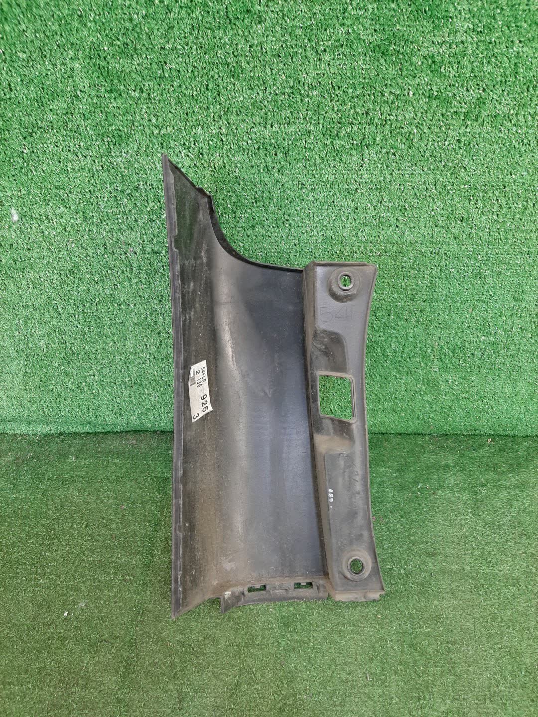 Планка под стоп правая задняя TOYOTA VOXY ZWR80G, ZRR85W, ZRR80W, ZWR80W, ZRR80G, ZRR85G 52165-28010 2 ракурс