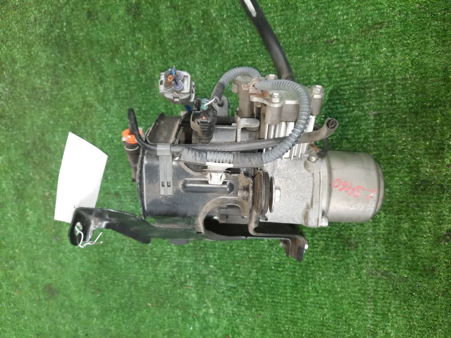 Компрессор подвески LEXUS LS460 USF40 7A240067 2 ракурс