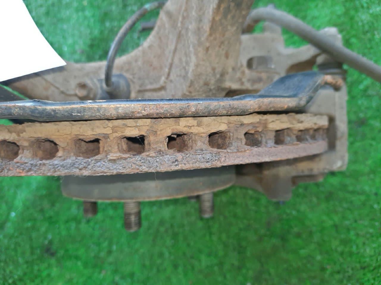 Ступица правая передняя TOYOTA RACTIS NCP125 1NZ-FE 3 ракурс