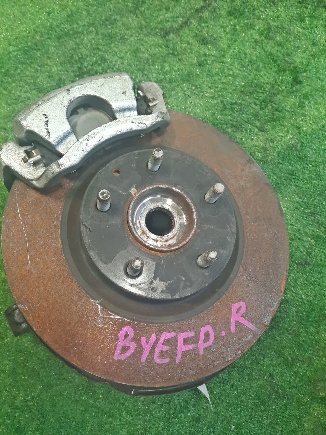 Ступица правая передняя MAZDA AXELA, MAZDA 3, 3 BMLFS, BM6FJ, BM2AS, BM2FP, BM2AP, BM5FP, BM5FS, BM5AS, BM5AP, BM2FS, BYEFP, BMEFS, BM Z6 1 ракурс
