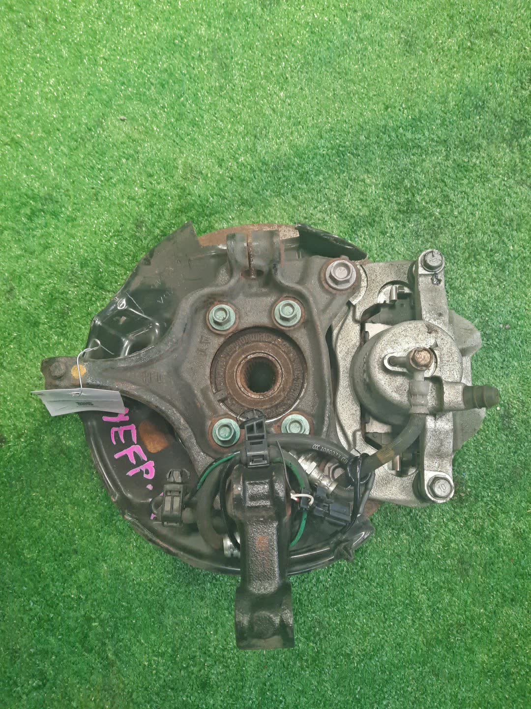 Ступица правая передняя MAZDA AXELA, MAZDA 3, 3 BMLFS, BM6FJ, BM2AS, BM2FP, BM2AP, BM5FP, BM5FS, BM5AS, BM5AP, BM2FS, BYEFP, BMEFS, BM Z6 3 ракурс