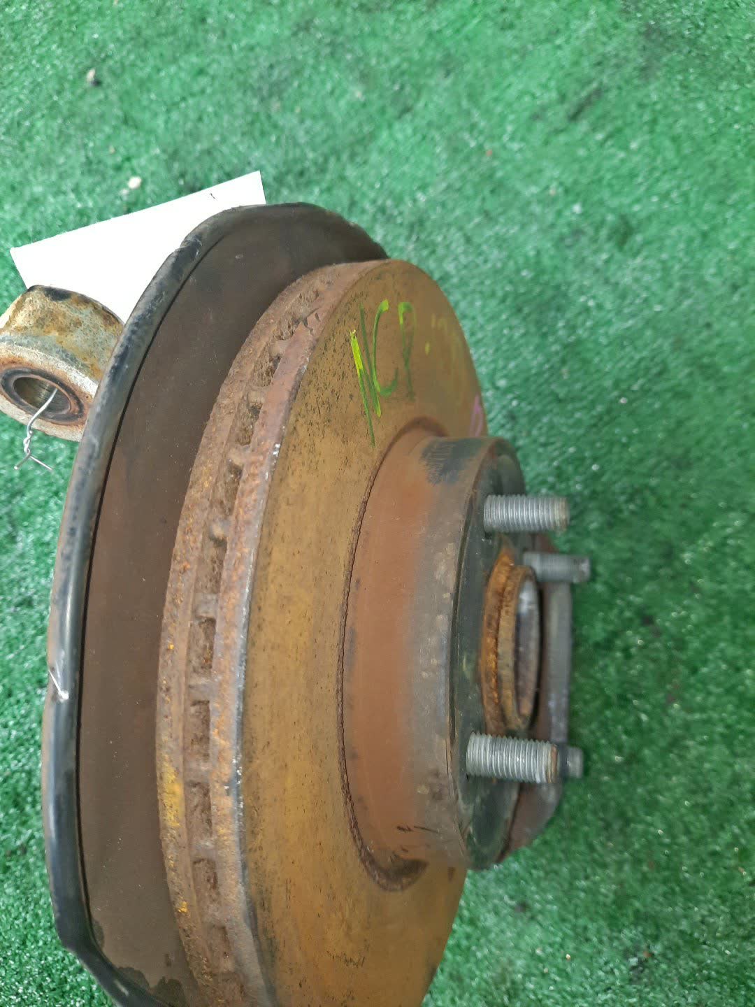 Ступица правая передняя TOYOTA VITZ , KSP130, NSP130, NHP130, NCP131 1NR-FE, 1KR-FE, 1NZ-FXE, 1NZ-FE 2 ракурс