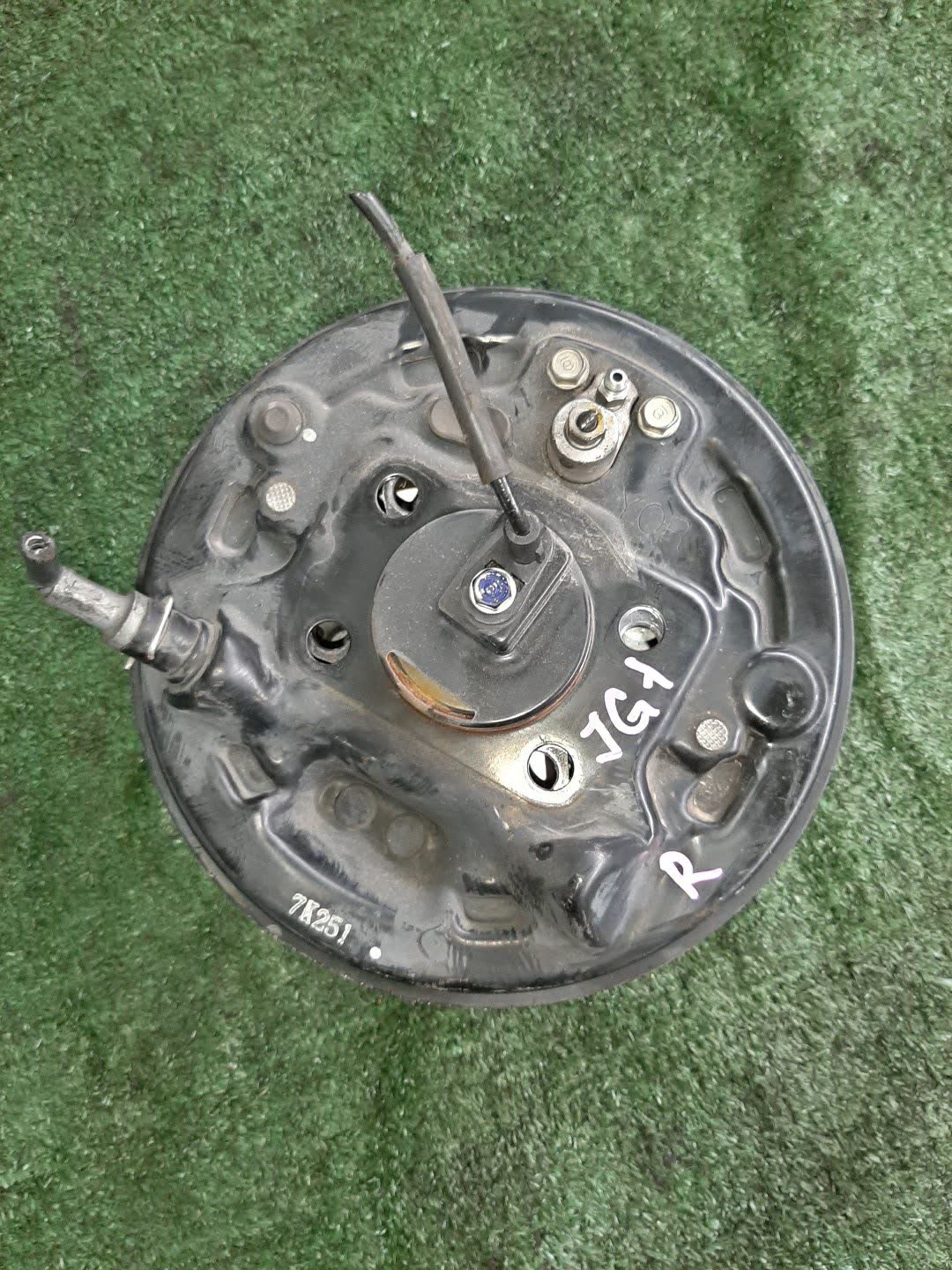 Ступица правая задняя HONDA N-ONE JG1 S07A 2 ракурс