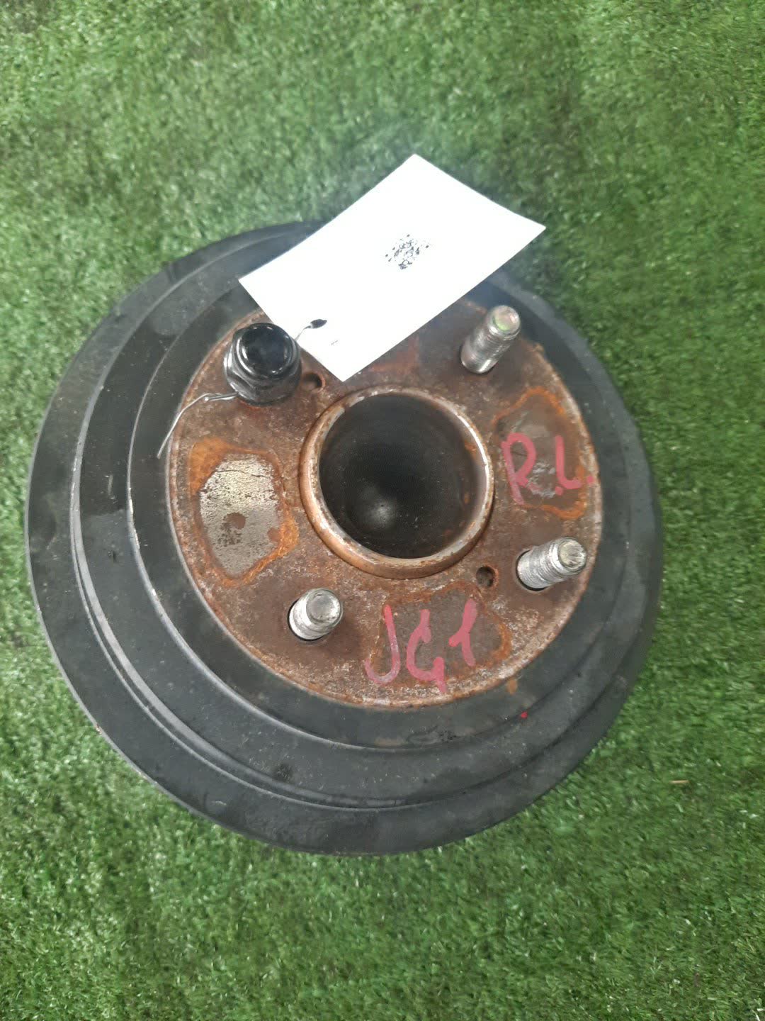 Ступица левая задняя  HONDA N-ONE JG1 S07A 1 ракурс