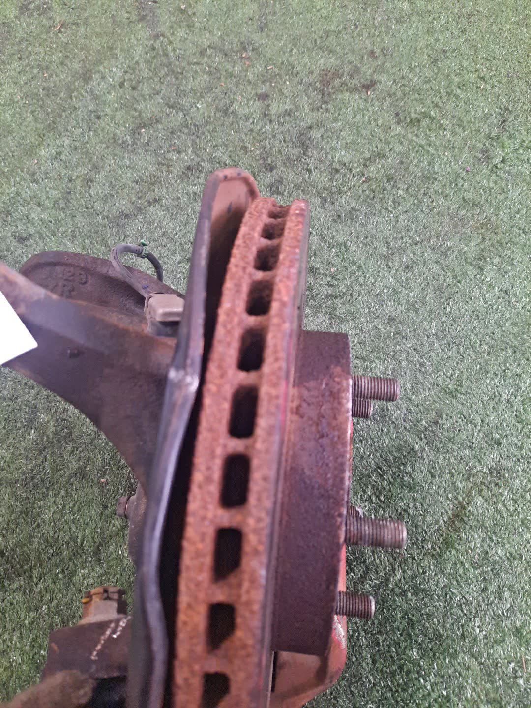Ступица правая передняя HONDA STEPWGN RF1 B20B 2 ракурс
