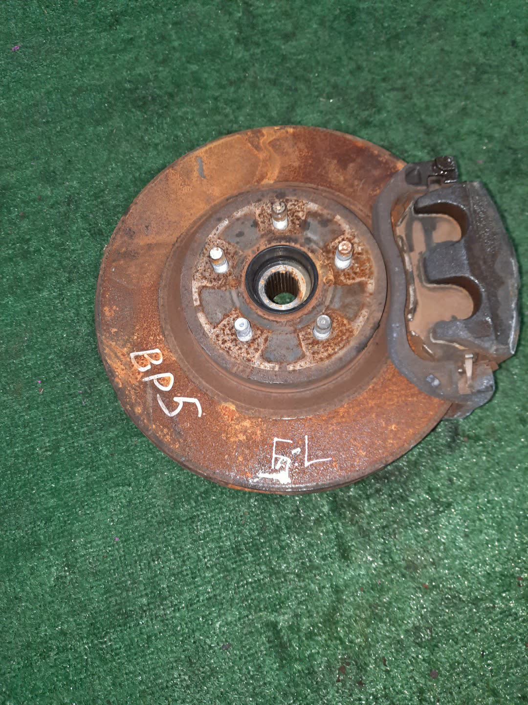 Ступица левая передняя SUBARU LEGACY, OUTBACK, LEGACY B4 BL5, BP5, BPE, BLE, BL9, BP9 EJ20DE, EJ20T, EJ20E, EZ30DE, EJ25E 1 ракурс Ступица левая передняя SUBARU LEGACY, OUTBACK, LEGACY B4 BL5, BP5, BPE, BLE, BL9, BP9 EJ20DE, EJ20T, EJ20E, EZ30DE, EJ25E 1 ракурс
