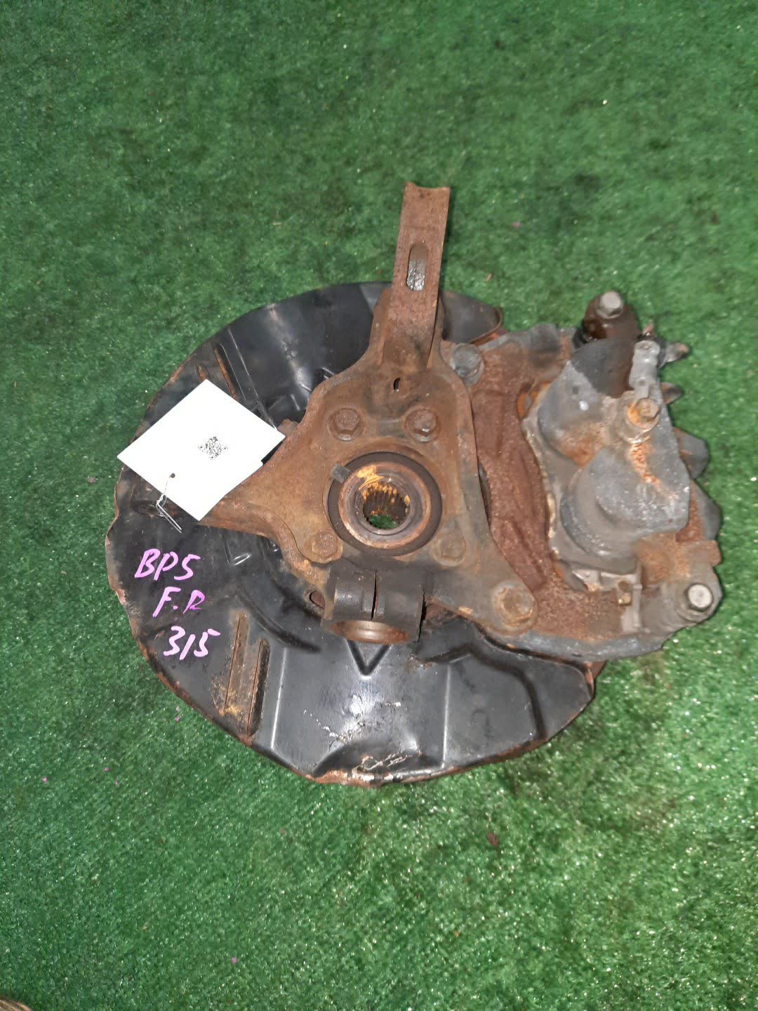 Ступица правая передняя SUBARU LEGACY, OUTBACK, LEGACY B4 BL5, BP5, BPE, BLE, BL9, BP9 EJ20DE, EJ20T, EJ20E, EZ30DE, EJ25E 2 ракурс Ступица правая передняя SUBARU LEGACY, OUTBACK, LEGACY B4 BL5, BP5, BPE, BLE, BL9, BP9 EJ20DE, EJ20T, EJ20E, EZ30DE, EJ25E 2 ракурс