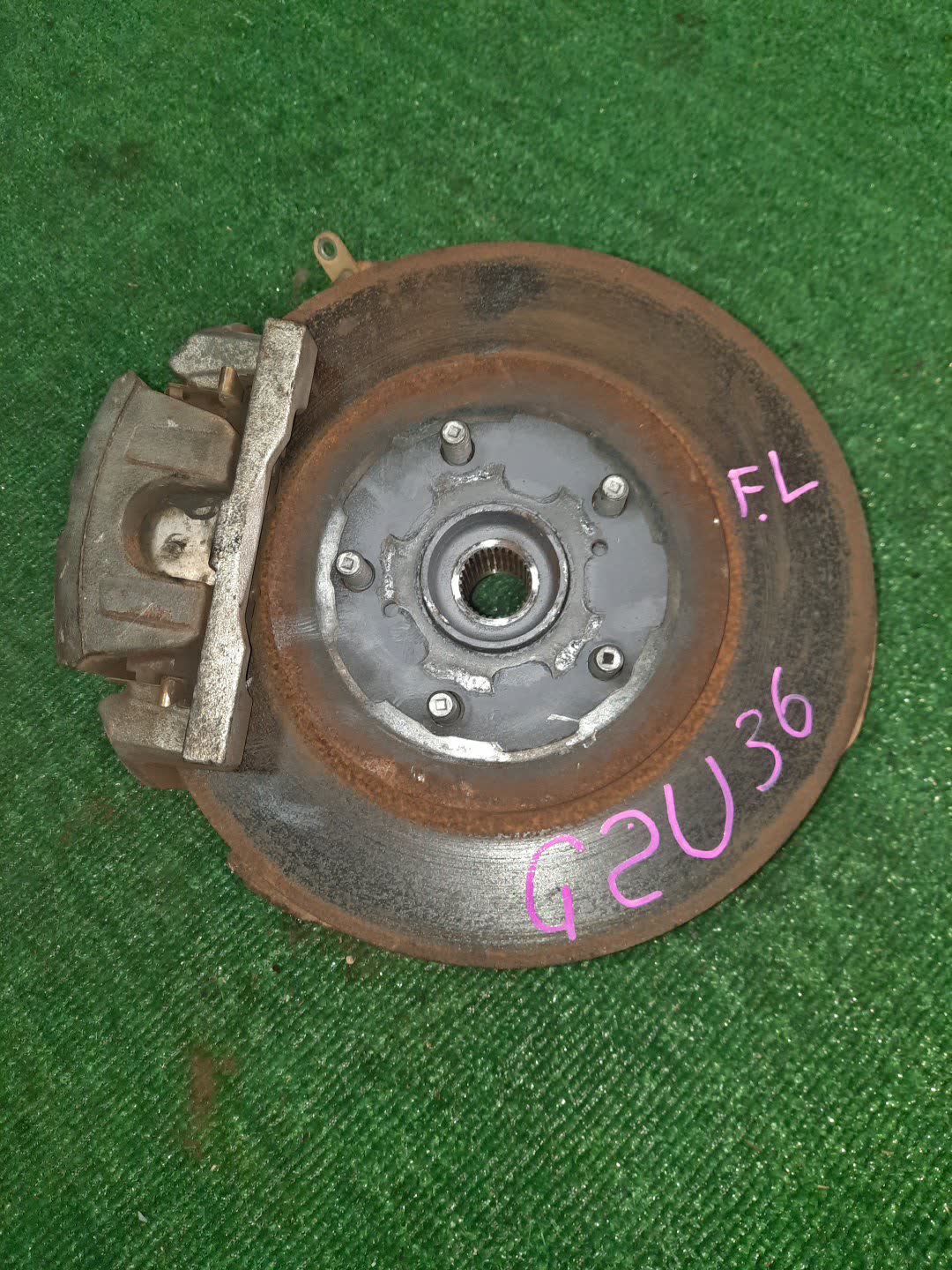 Ступица левая передняя  TOYOTA HARRIER GSU36W, GSU30W, GSU31W, GSU35W, MHU38W 2GR-FE, 3MZ-FE 1 ракурс