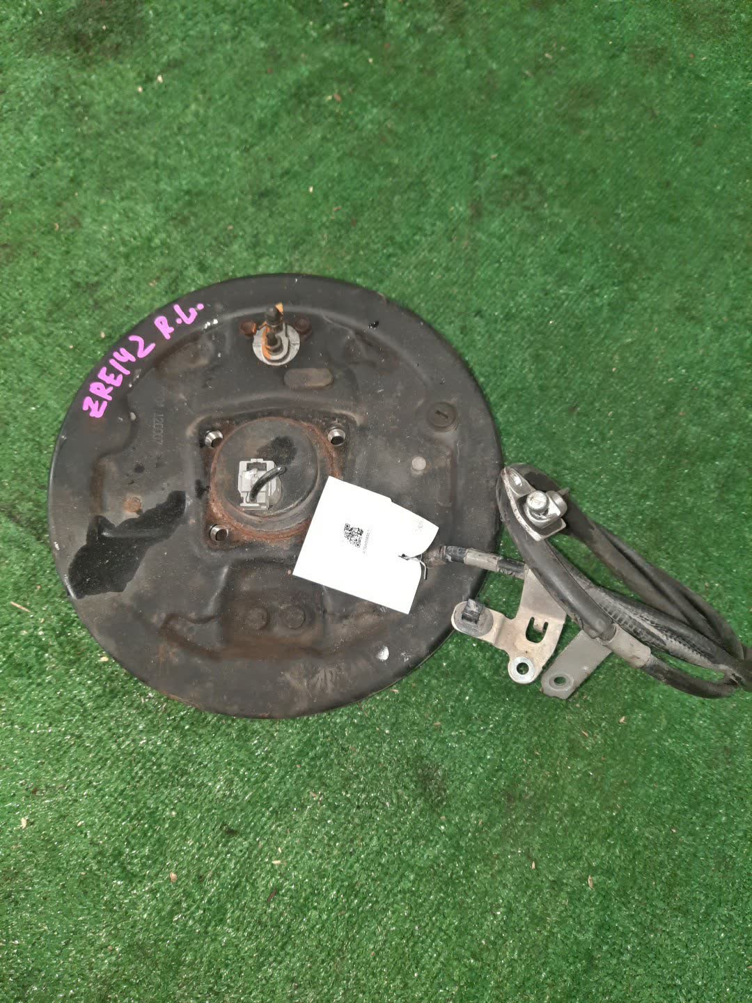 Ступица левая задняя TOYOTA AXIO, COROLLA FIELDER, COROLLA  AXIO, FIELDER NZE141, ZRE142, ZRE142G, NZE141G 1NZ-FE, 2ZR-FAE, 2ZR-FE 2 ракурс