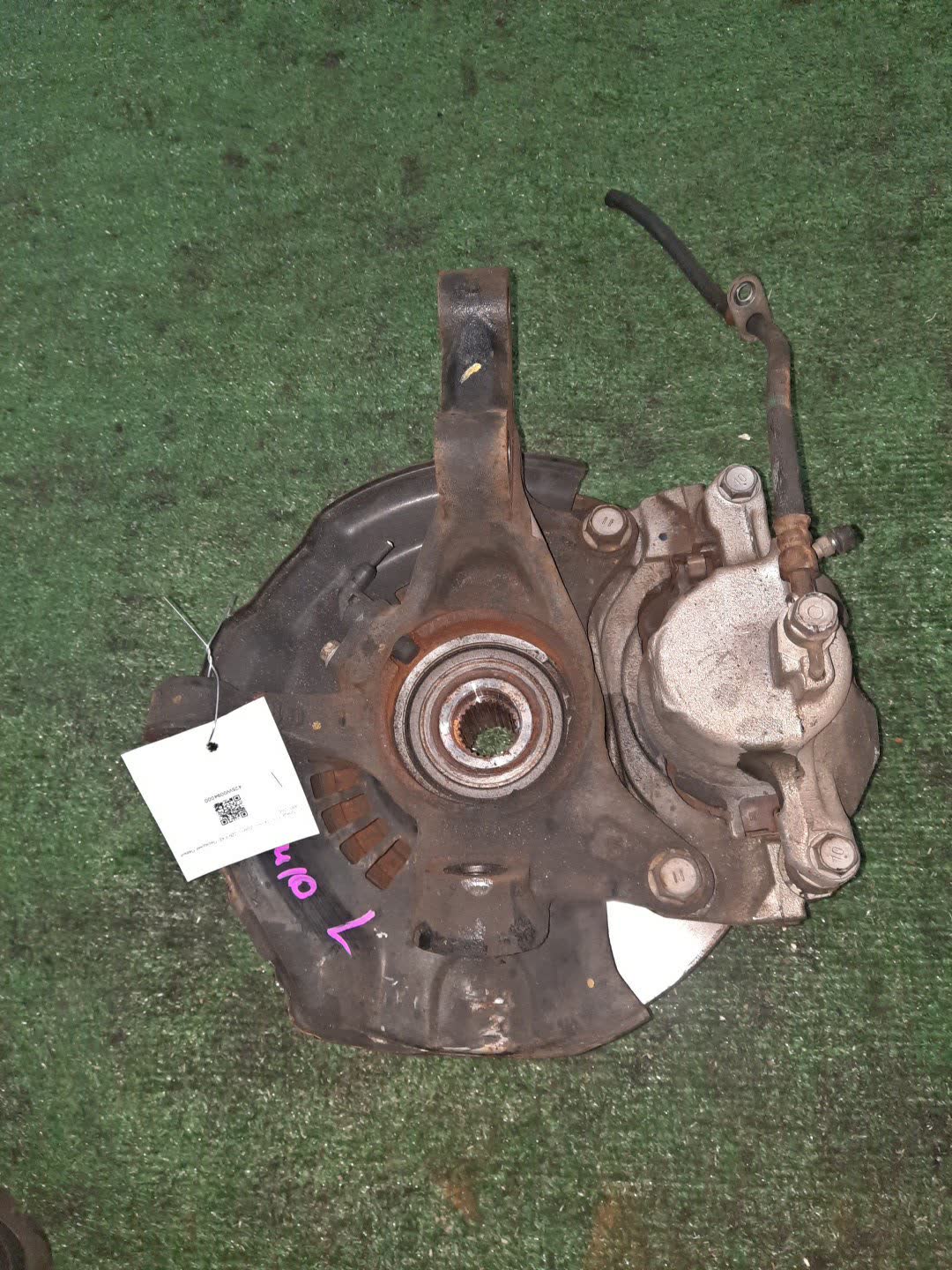 Ступица левая передняя TOYOTA ISIS ZGM10G 2ZR-FAE 2 ракурс