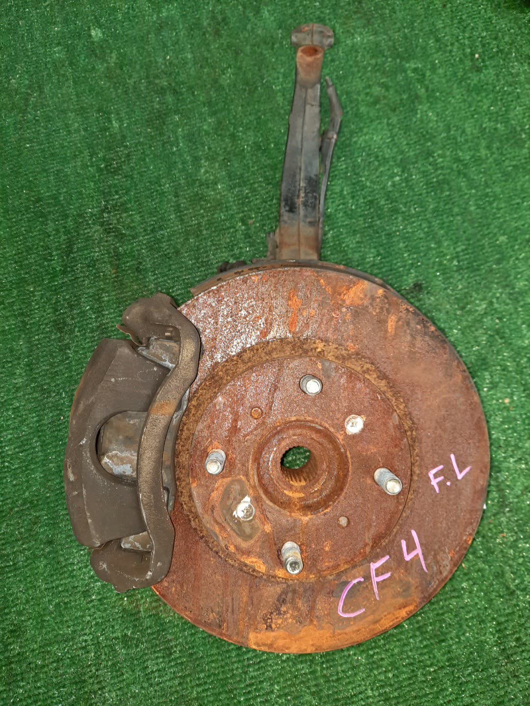 Ступица левая передняя HONDA ACCORD, TORNEO CL3, CF4, CF6, CF3, CF5, CF7 F20B, F23A, F18B 1 ракурс Ступица левая передняя HONDA ACCORD, TORNEO CL3, CF4, CF6, CF3, CF5, CF7 F20B, F23A, F18B 1 ракурс