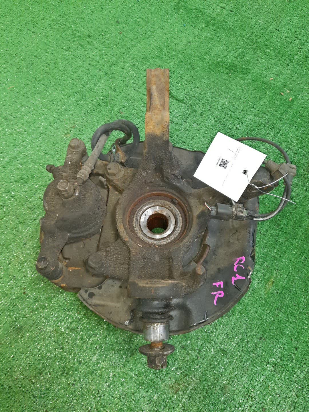 Ступица правая передняя HONDA ODYSSEY RC1 K24W 3 ракурс