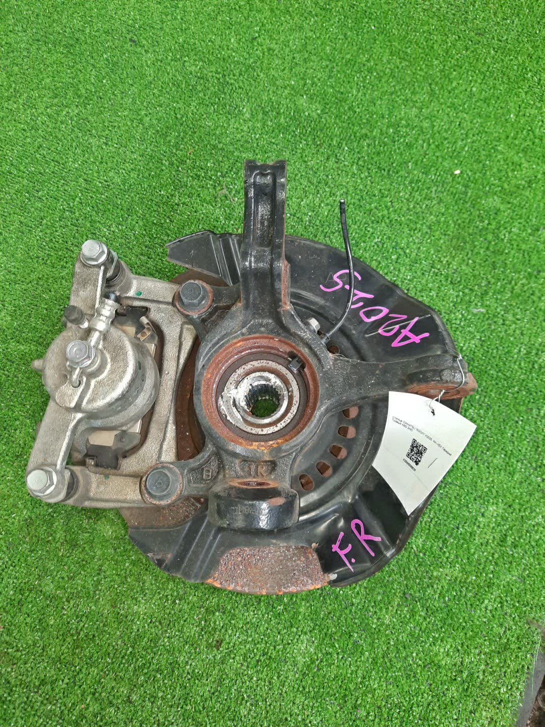 Ступица правая передняя DAIHATSU RAIZE, ROCKY A200A, A201A, A202A, A200S, A202S, A201S 1KR-VET, WA-VE, WA-VEX 3 ракурс