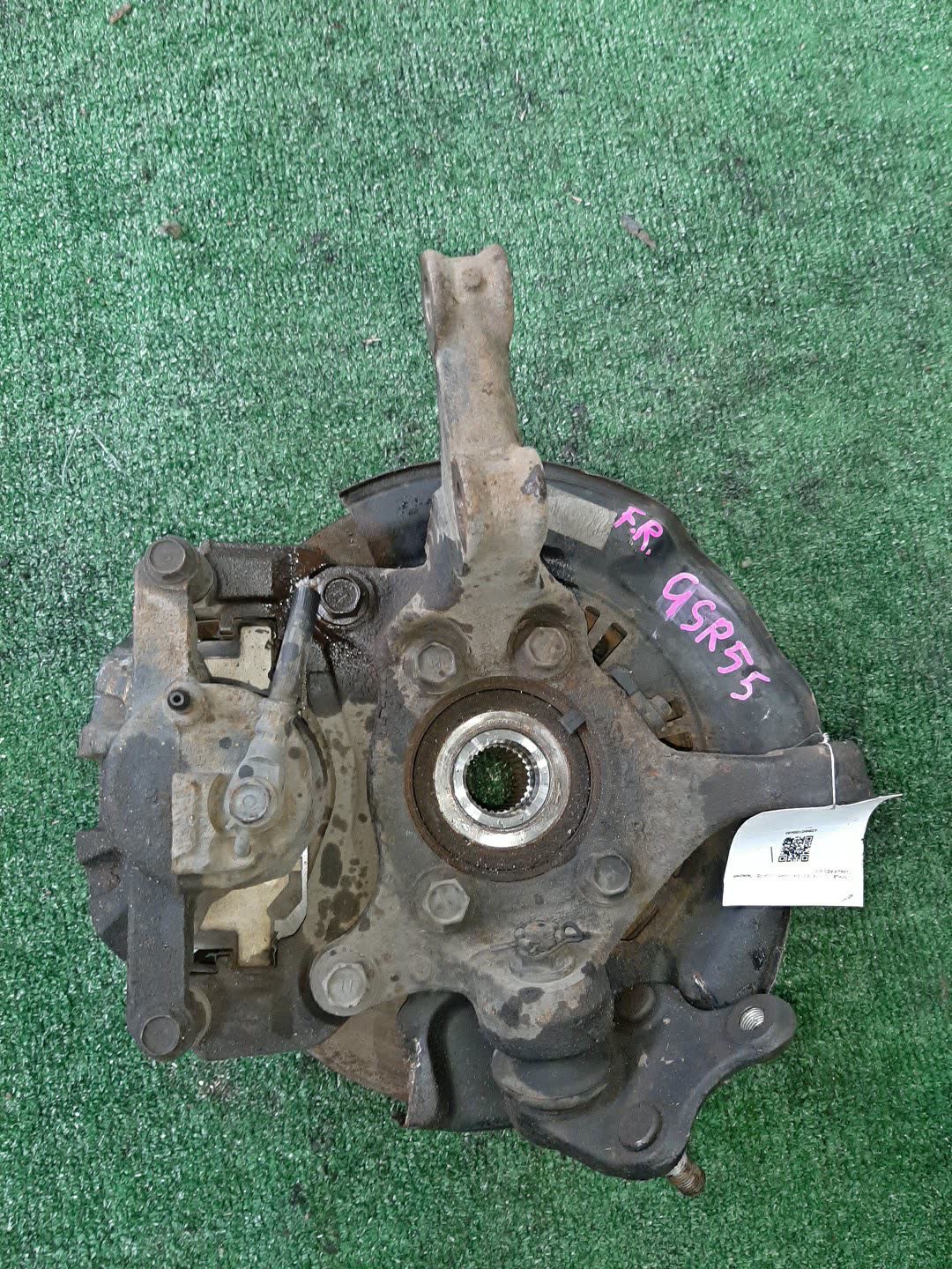 Ступица правая передняя TOYOTA ESTIMA GSR55W, GSR50W 2GR-FE 2 ракурс