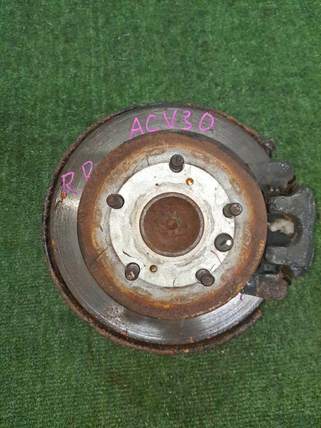 Ступица правая задняя TOYOTA CAMRY ACV30 2AZ-FE 1 ракурс