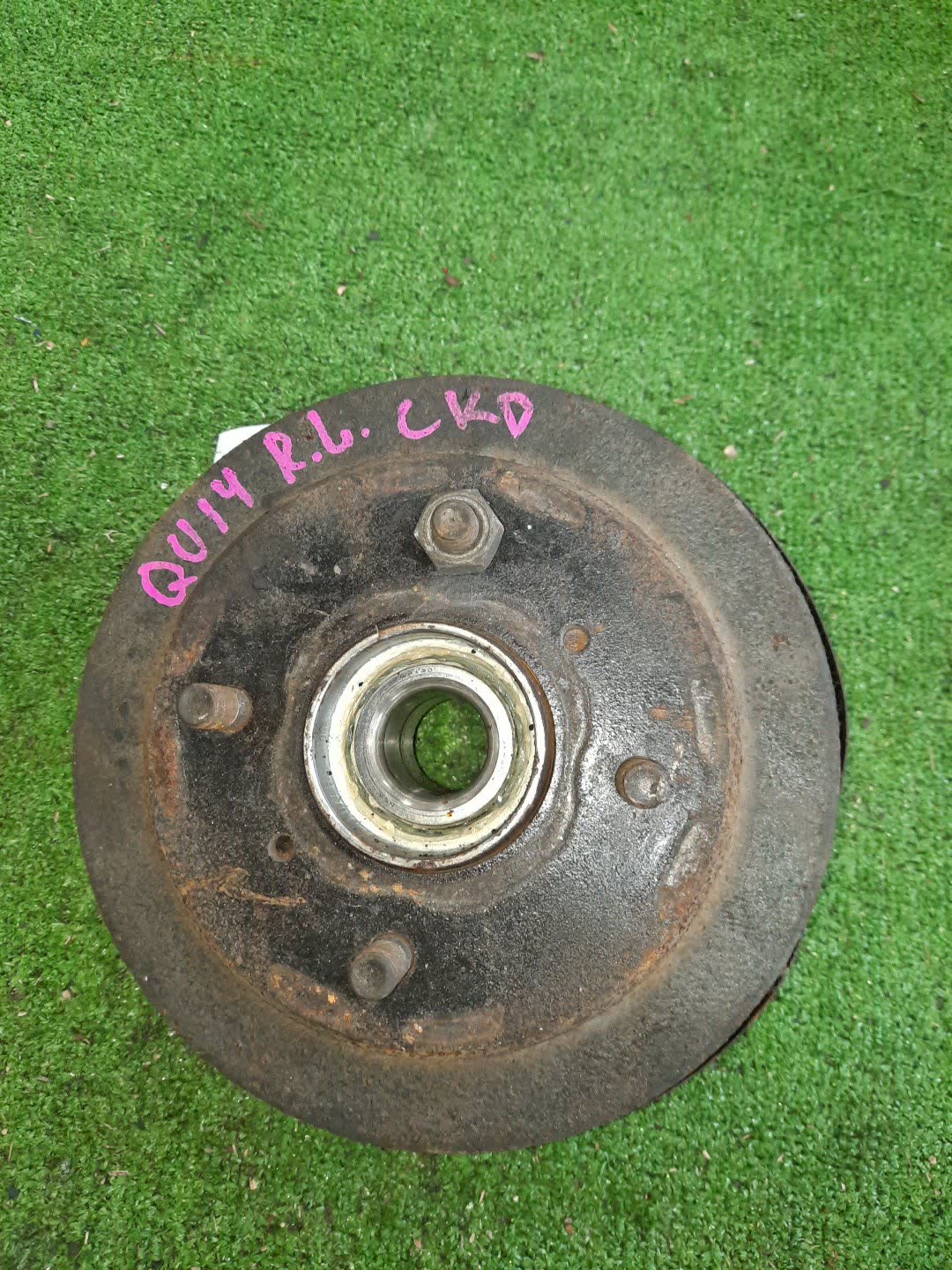 Ступица левая задняя NISSAN BLUEBIRD, PRIMERA SU14, QU14, QP11, WQP11 CD20, QG18DE, QG18DD 1 ракурс