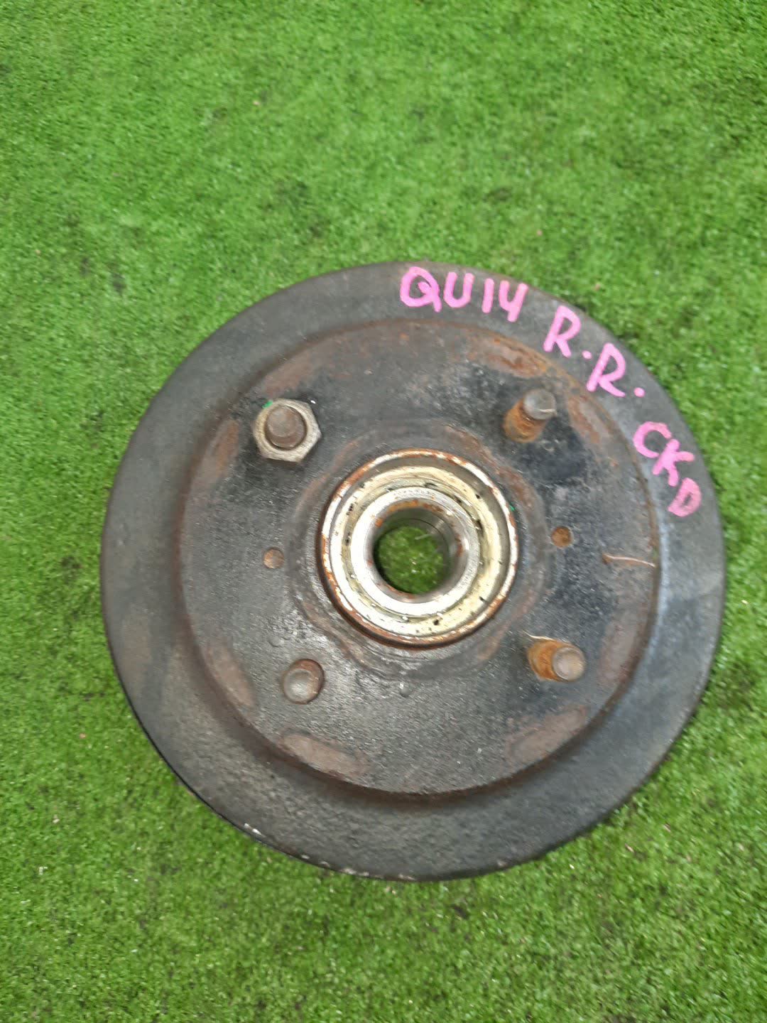 Ступица правая задняя NISSAN BLUEBIRD, PRIMERA SU14, QU14, QP11, WQP11 CD20, QG18DE, QG18DD 1 ракурс