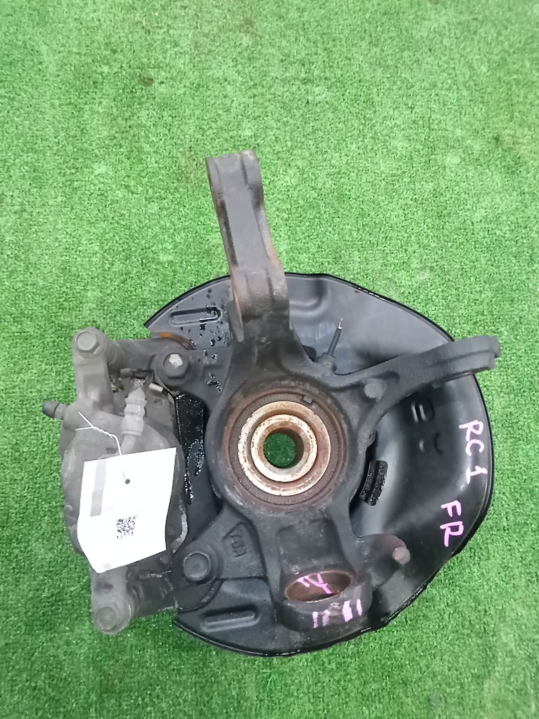 Ступица правая передняя HONDA ODYSSEY RC1 K24W 2 ракурс